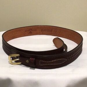Guide Gear brown leather belt size 42 used good condition